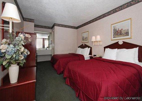 Econo Lodge Lebanon Room photo